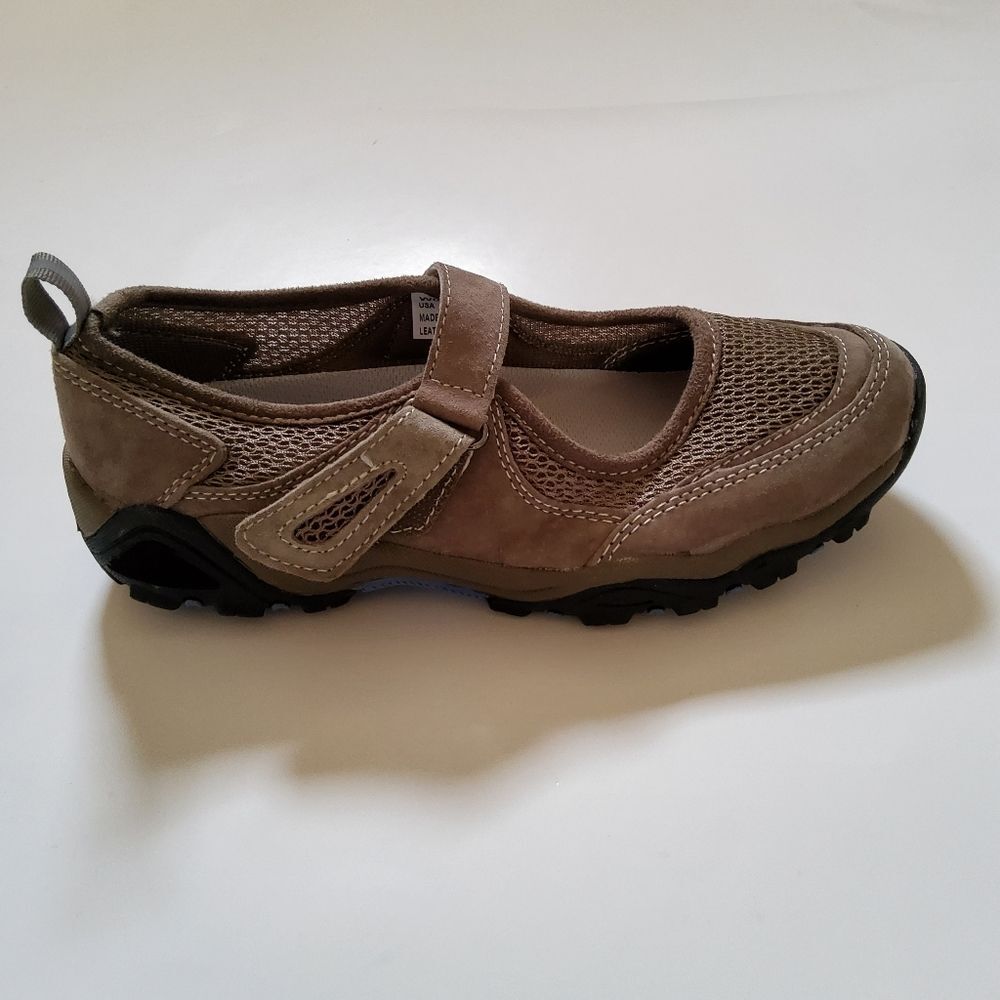 Propet Blazer Mary Jane Leather Walking Shoes Sneakers Size 7 NWOT